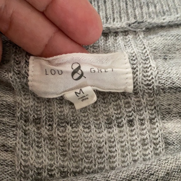 Sweater - Picture 2 of 4